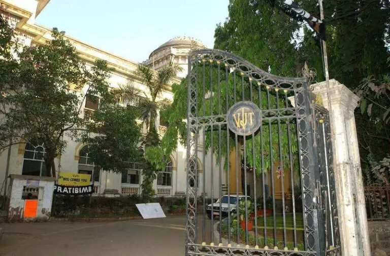 VJTI student bags record Rs 72 lakh per year package but hiring in Mumbai slow, ETEducation
