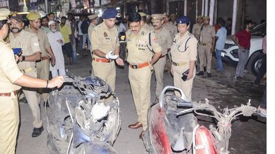 Kanpur scooter blast: 8 injured in explosion at market; probe underway | Kanpur News