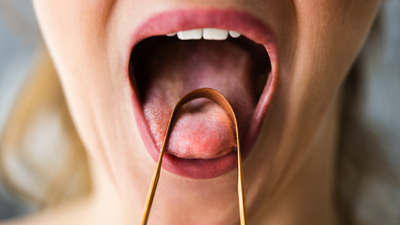 Why functional medicine experts recommend copper instead of stainless steel for tongue cleaning