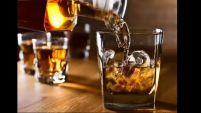 Illicit liquor seized in Koderma, one held | Ranchi News