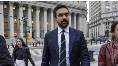 ‘Antisemite’: Zohran Mamdani chased by protesters in NYC over remarks on Israel-Gaza conflict — Watch