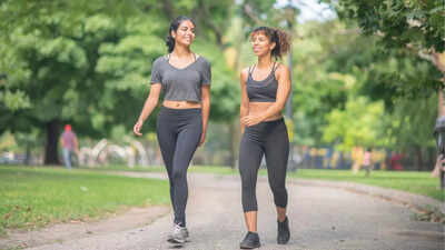 Walking For Burn Calories: From Biryani to Burger: Celebrity nutritionist shares how much walking can burn off popular foods |