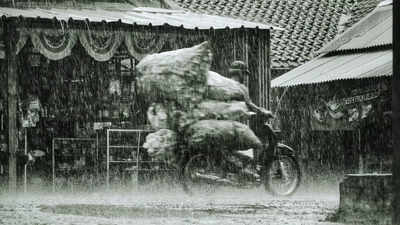 Heavy rainfall to continue over southern states; IMD issues flash flood alerts for these states |