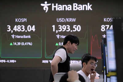 Asian stocks today: Markets trade in green after US-China fears ease; Nikkei gains over 1300 points; HSI up by 2%