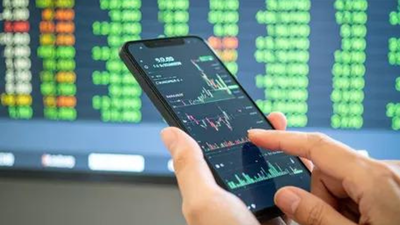 FIIs set for comeback in equity markets; driven by macro strength, moderating valuations: Report