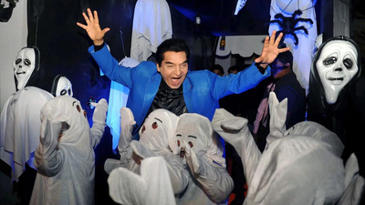 Sholay’s ‘Angrezon ke zamane ke jailer’ Asrani passes away at 84 | Hindi Movie News