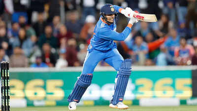 ‘He’s doing a Virat Kohli’: Dinesh Karthik lauds Shubman Gill’s calm dominance against Australia in rain-hit clash | Cricket News