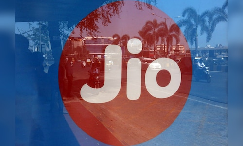 Reliance Jio Q2 Results: ARPU rises to ₹211.40, subscriber base tops 500 million