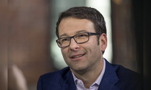 Microsoft promotes sales chief Althoff to help free up Nadella