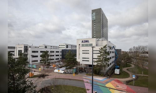 ASML orders beat expectations as AI arms race boosts demand
