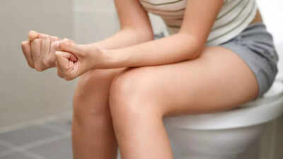 6 common peeing habits that can weaken your pelvic muscles and harm bladder health |