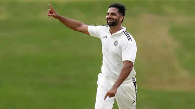 The Auqib Nabi story: Father wanted him to be a doctor but ‘qismat’ had other plans for Dale Steyn of Baramulla | Cricket News