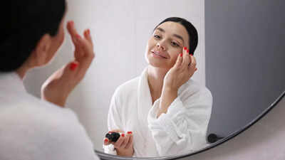 Body polishing for glowing skin: Benefits that make it Gen Z’s favourite skincare hack |