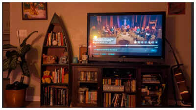 Optical illusion: Are you smart enough to find the sneaky cat in under 10 seconds?