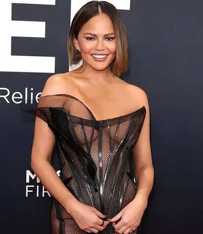 Chrissy Teigen discusses friendship with Meghan Markle |