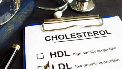Don’t ignore these 6 eye symptoms that signal high cholesterol |
