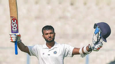 Embarrassment on air: Former selectors ‘surprised’ Jalaj Saxena never played for India – watch video | Cricket News