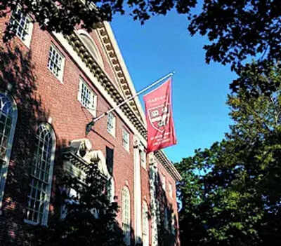 What is the statue of lies at Harvard? Here’s what students hardly know about