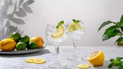 How carbonated drinks can support weight loss: Types and calorie-reduction benefits |