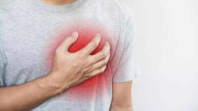 How to survive a heart attack alone: Essential steps to take immediately |