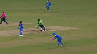 Death stares, fiery throws, and no handshake: India-Pakistan rivalry flares up in Women’s World Cup | Cricket News