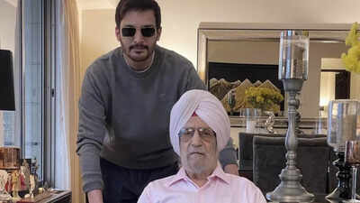 Jimmy Shergill’s father, Satyajit Singh Shergill passes away at 90; Antim Ardas on October 14 |