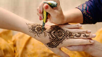 Karwa Chauth henna safety: 5 mehendi side effects and precautions for healthy skin |