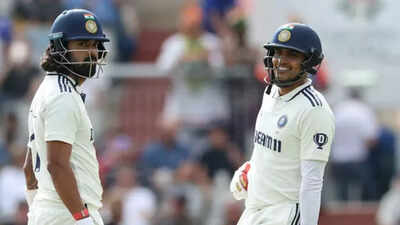 Lip balm on the field! KL Rahul vs Shubman Gill banter goes viral – WATCH | Cricket News