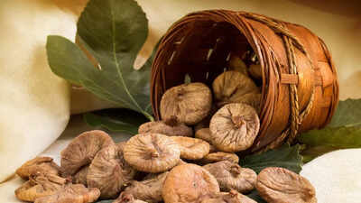 Natural skincare with anjeer (fig): 6 DIY remedies for glowing and healthy skin |