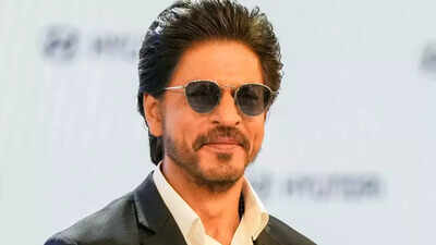 ‘Bachpane ki himaqat, badtameezi, ghatiyapan tha mera,’ said Shah Rukh Khan as he opened up on dropping out of Jamia Millia university due to his ego | Hindi Movie News