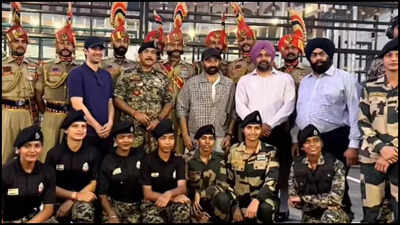‘Hindustan Zindabad! ‘: Sunny Deol visits Wagha Border; BSF Jawans greet the actor |