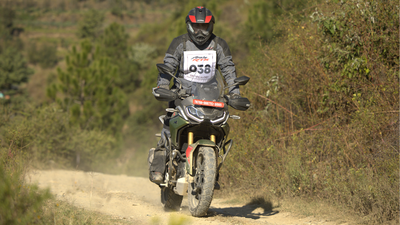 TVS Apache RTX 300 review: First Adventure, Big Impressions!