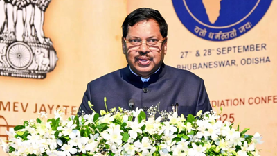 Lawyer tries to hurl shoe at CJI in court; suspended | India News