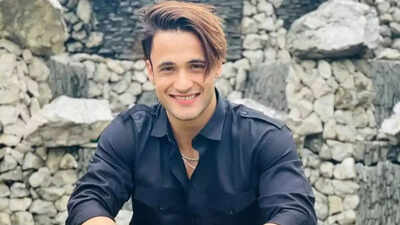 Bigg Boss 19: Asim Riaz refutes claims of backing any contestant; says, “I’m focused on my own grind”
