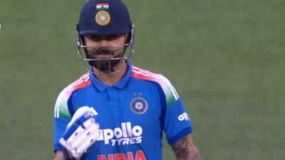Virat Kohli with a cheeky smile after scoring first run of ODI series; gets standing reception in Sydney – watch video | Cricket News