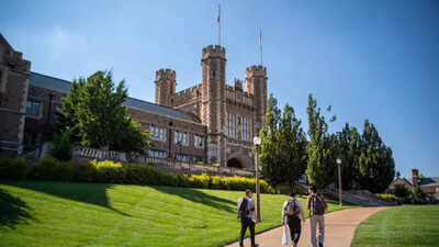 WashU medical school faces federal civil rights complaint over alleged DEI bias in admissions, residency, and hiring