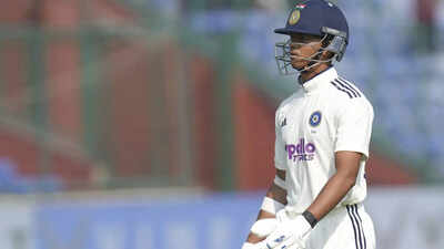 Yashasvi Jaiswal misses double century, slams forehead in disappointment; joins Rahul Dravid’s unwanted record | Cricket News