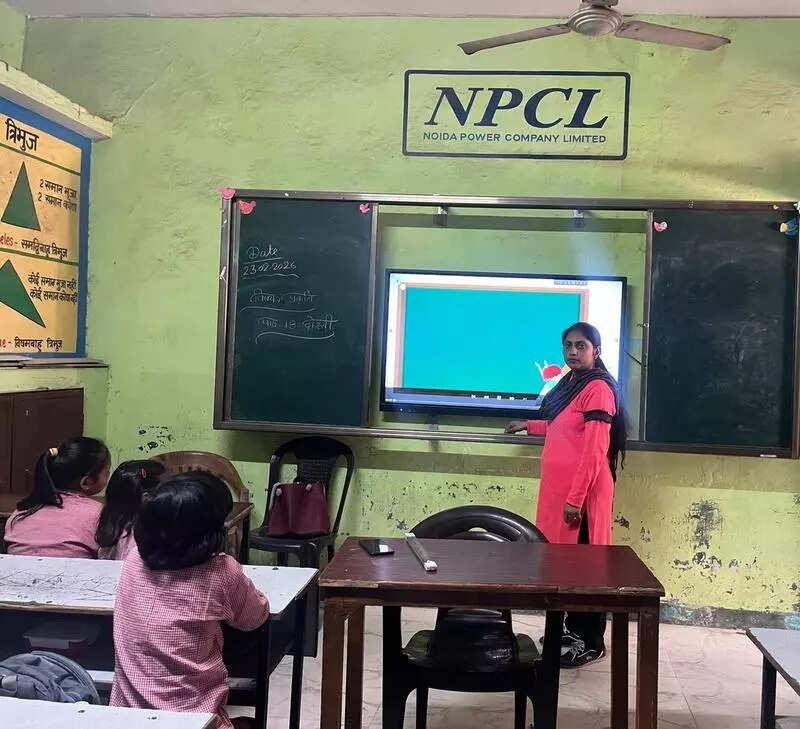 TET must for jobs, government school teachers protest in Noida, ETEducation