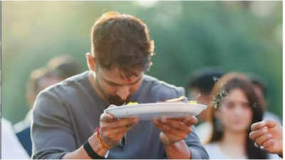 ‘Force 3’ shoot halted as a massive crowd disrupts John Abraham and Harshvardhan Rane in Gujarat | Hindi Movie News