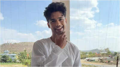 Tabu gifts a kurta to Irrfan Khan’s son Babil Khan on Eid – see photo | Hindi Movie News