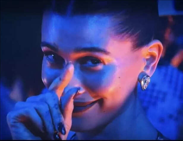 The correct viral Gen Z gesture you have probably been using wrong