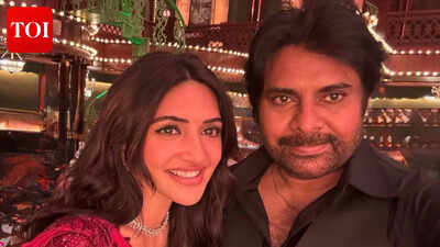 Sreeleela shares BTS stills with Pawan Kalyan from ‘Ustaad Bhagat Singh’ sets as fans praise her song: ‘Bhagat gari thaluka’ |