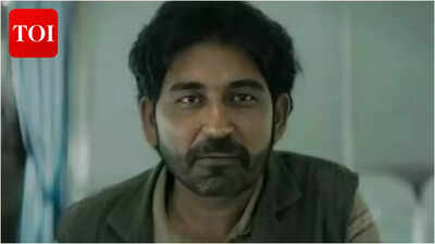 Dhurandhar actor Vivek Sinha reveals getting ‘I love you’ messages from Pakistan: ‘Those 14 seconds of footage made me feel like a star’ | Hindi Movie News