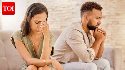 3 silent killers in a relationship, according to a psychologist |