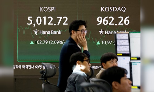South Korean stocks extend gains after country moves to ban double listings