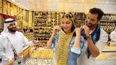 Gold Price: Dubai souks buzz as gold prices crash over Dh50 in UAE: Eid ul Fitr 2026 shoppers rush to buy