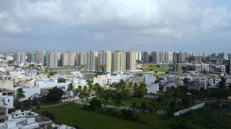 5 elite residential areas in Surat known for luxury living