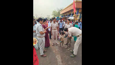 Rights panel directs Odisha districts to act against child-begging | Bhubaneswar News