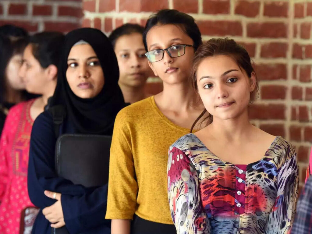 Admissions now open for meme generation, ETEducation