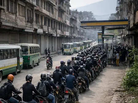 Nepal announces two-day weekend for offices, schools amid oil supply disruption, ETEducation